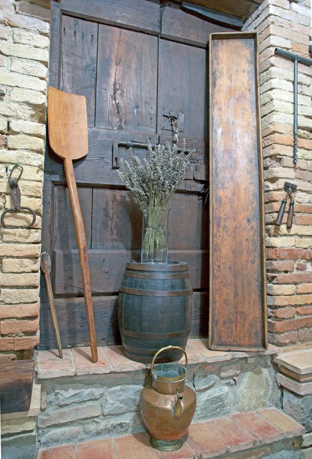 チニジャーノ Residenza Storica Casale Pozzuoloヴィラ エクステリア 写真
