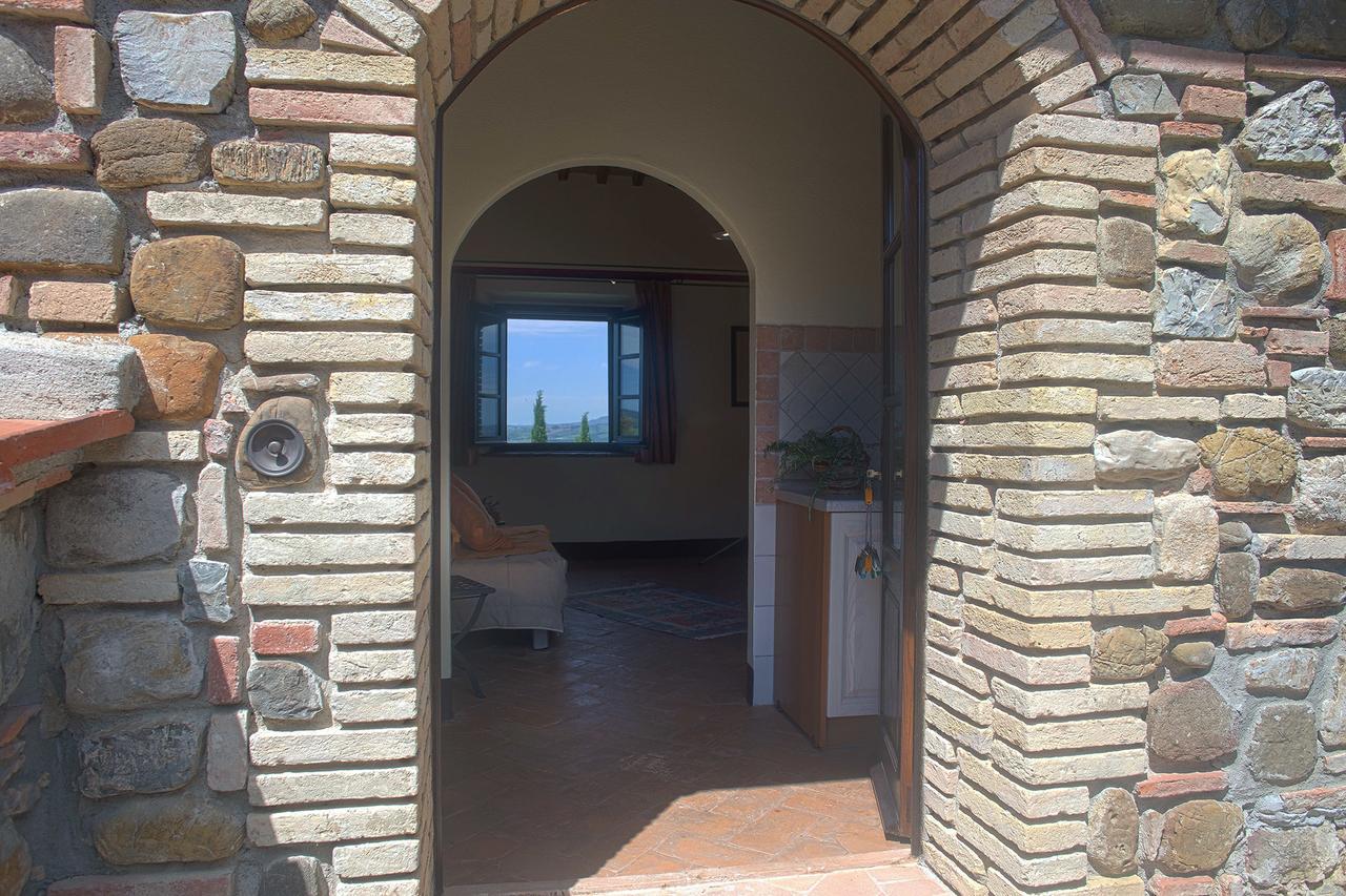 チニジャーノ Residenza Storica Casale Pozzuoloヴィラ エクステリア 写真