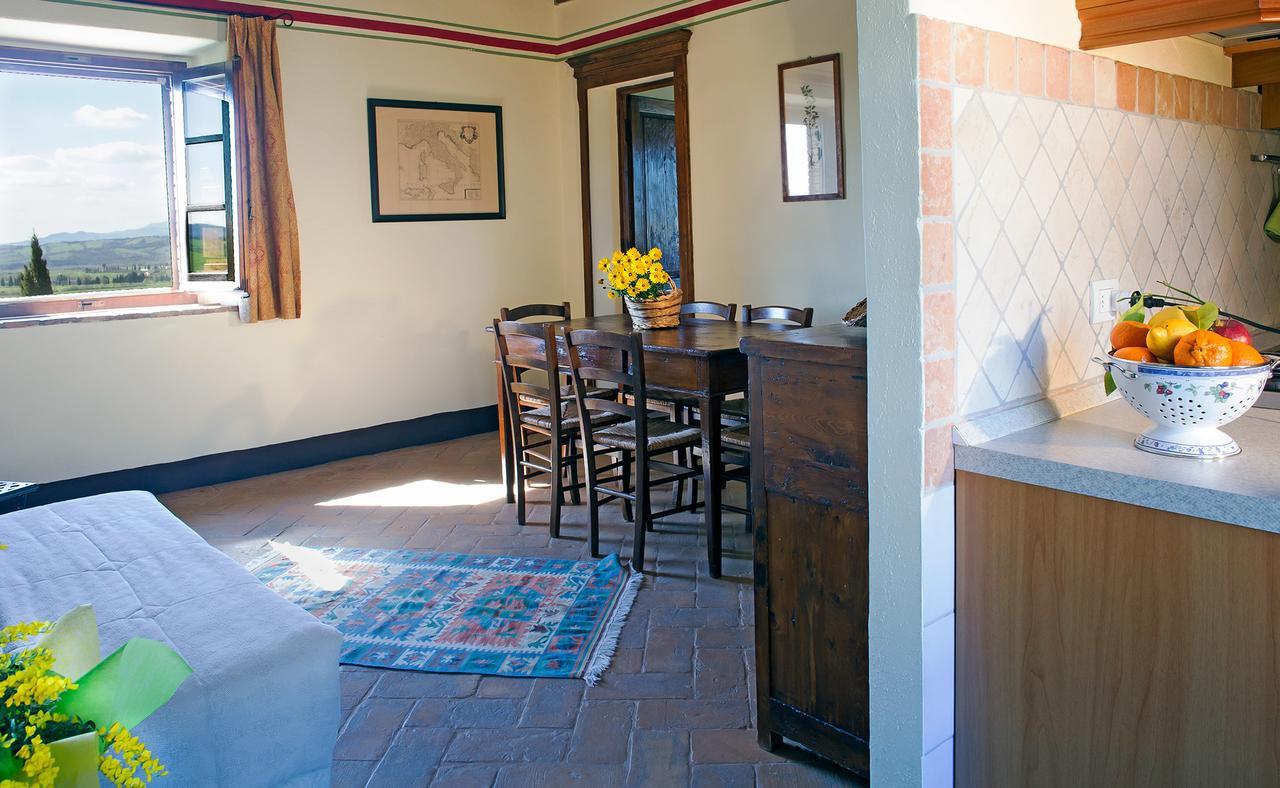 チニジャーノ Residenza Storica Casale Pozzuoloヴィラ エクステリア 写真